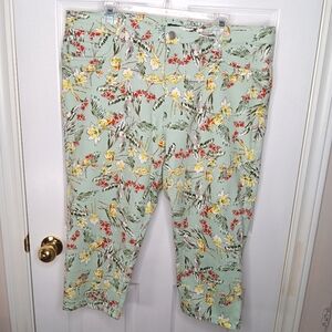 Plus Size 18 Suko Jeans Women's Mint Green Tropical Print Capri Pants Capris